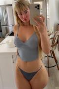 Sandrine Naples Escorts 4